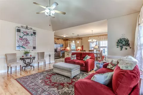 7321 Shady Stroll Ln, Willow Spring, NC 27592 photo 4