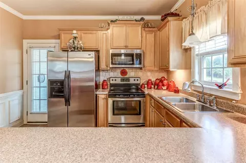 7321 Shady Stroll Ln, Willow Spring, NC 27592 photo 10