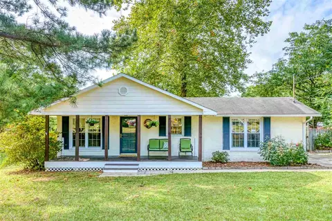 707 Forest Dr, Garner, NC 27529 photo 1