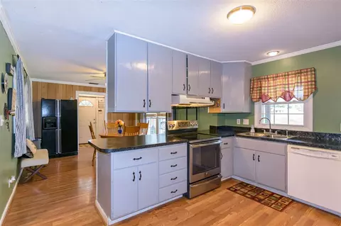 707 Forest Dr, Garner, NC 27529 photo 8