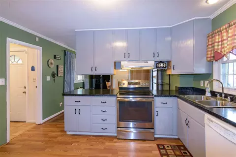707 Forest Dr, Garner, NC 27529 photo 7