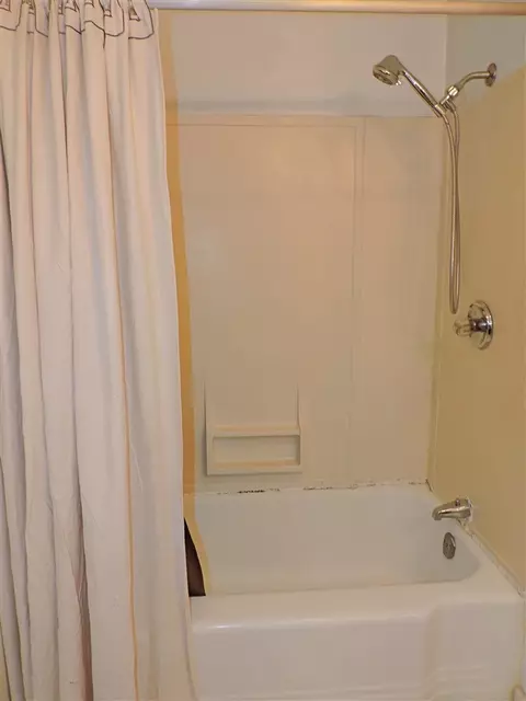 724 Lindley Dr, Durham, NC 27703 photo 18