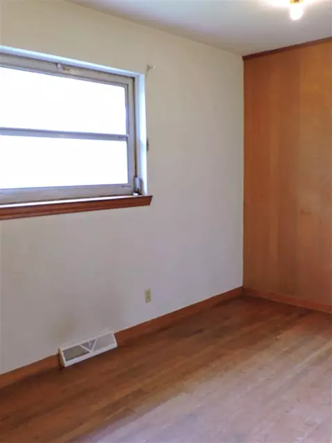 724 Lindley Dr, Durham, NC 27703 photo 12