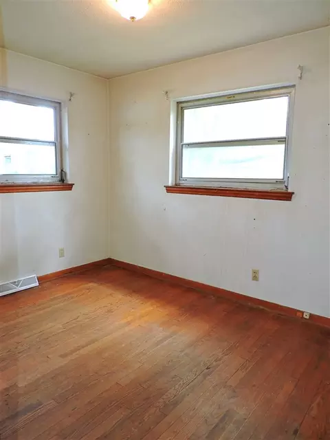 724 Lindley Dr, Durham, NC 27703 photo 14