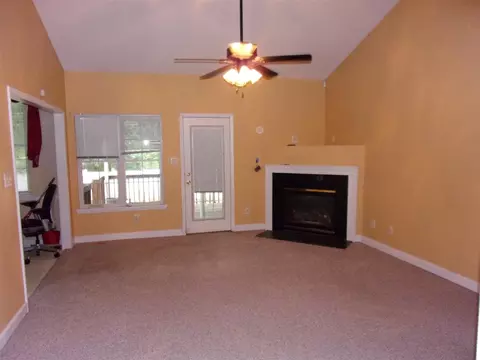 1827 Grady Dr, Durham, NC 27712 photo 4