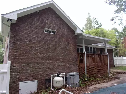 1827 Grady Dr, Durham, NC 27712 photo 2