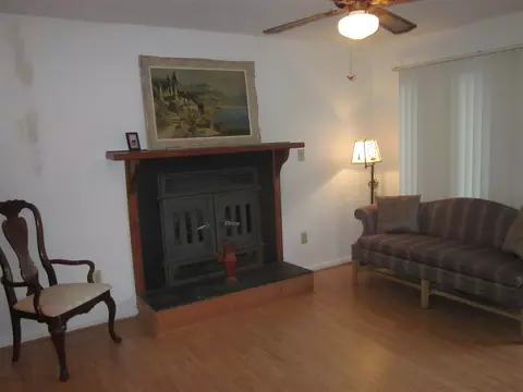 523 Commonwealth St, Durham, NC 27703 photo 5