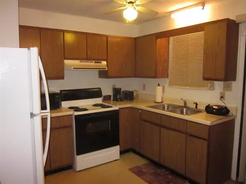 523 Commonwealth St, Durham, NC 27703 photo 8