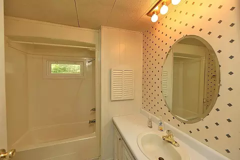 1817 Baptist Rd, Durham, NC 27703 photo 12