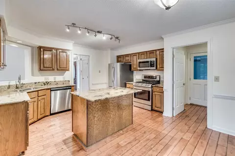 9 Chartwell Ct, Durham, NC 27703 photo 8