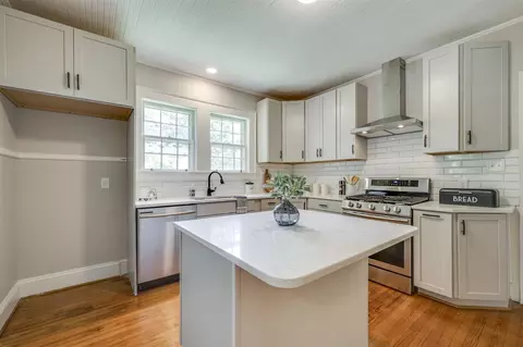 100 W Delafield Ave, Durham, NC 27704 photo 8