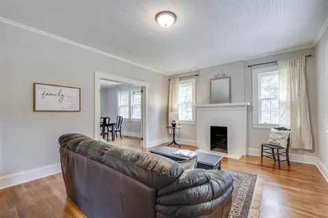 100 W Delafield Ave, Durham, NC 27704 photo 2