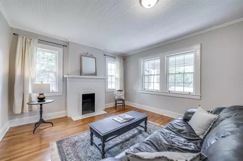 100 W Delafield Ave, Durham, NC 27704 photo 4