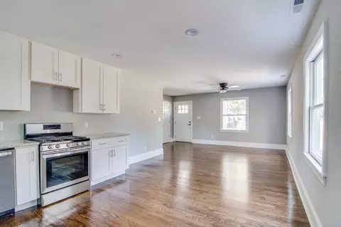 2712 Ashe St, Durham, NC 27703 photo 8