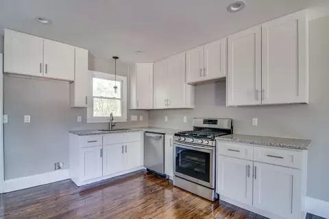 2712 Ashe St, Durham, NC 27703 photo 9
