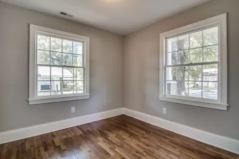 2712 Ashe St, Durham, NC 27703 photo 10