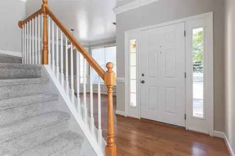 102 Cornwall View Ct, Cary, NC 27511 photo 3