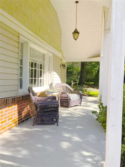 7 Hawthorne Dr, Durham, NC 27712 photo 2