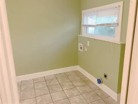 7 Hawthorne Dr, Durham, NC 27712 photo 13