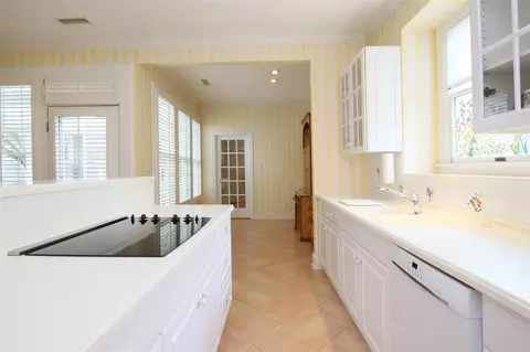 20 E Madison, Pittsboro, NC 27312 photo 9