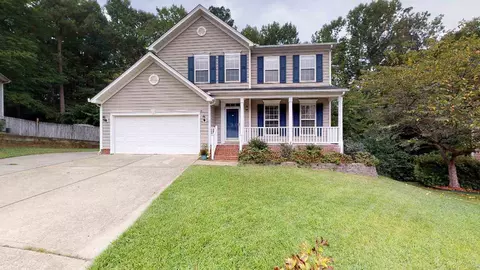 8211 Gresham Trace Rd, Raleigh, NC 27615 photo 2