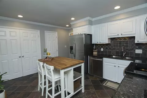 7408 Post Oak Dr, Raleigh, NC 27615 photo 12