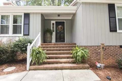 7408 Post Oak Dr, Raleigh, NC 27615 photo 3