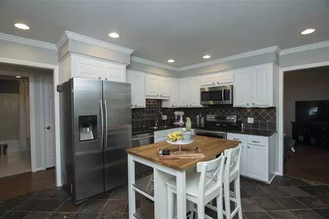 7408 Post Oak Dr, Raleigh, NC 27615 photo 13