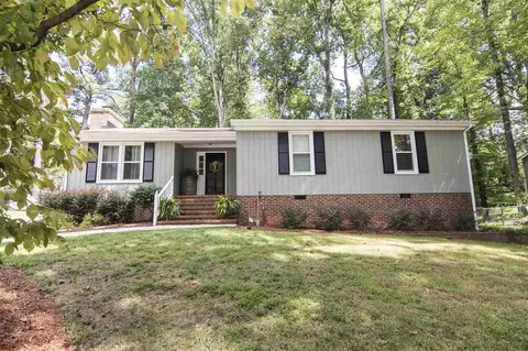 7408 Post Oak Dr, Raleigh, NC 27615 photo 1