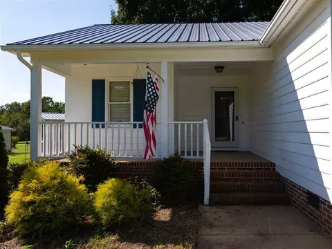 8644 Burnside Dr, Apex, NC 27539 photo 2
