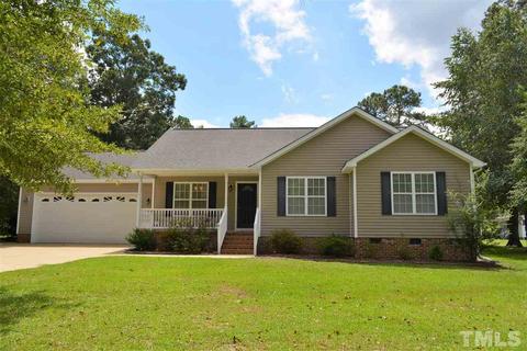 81 Shepherd Dr, Benson, NC 27504 photo 2