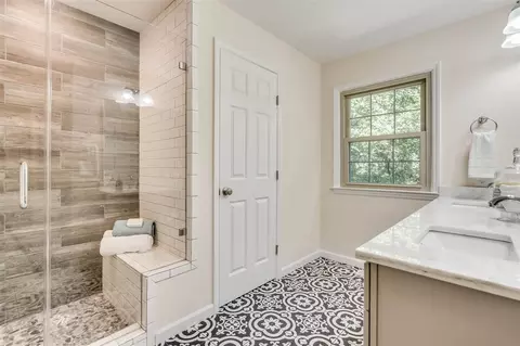 5204 Pine Way, Durham, NC 27712 photo 9