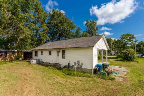 116 Barnes Dr, Erwin, NC 28339 photo 5