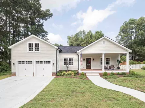 302 Hunter St, Apex, NC 27502 photo 1