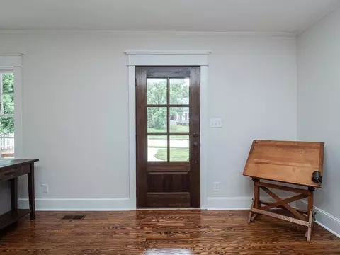302 Hunter St, Apex, NC 27502 photo 2