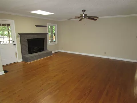 27 Kitchner Ct, Durham, NC 27705 photo 4