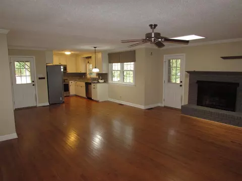 27 Kitchner Ct, Durham, NC 27705 photo 5