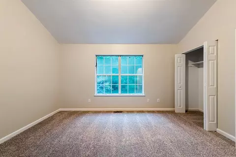 8 Moonlight Ct, Durham, NC 27703 photo 12