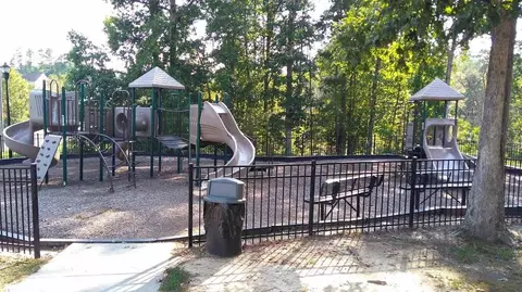 1804 Medallion Dr, Durham, NC 27704 photo 19