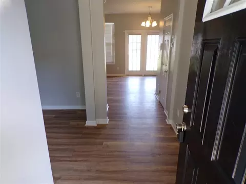 1804 Medallion Dr, Durham, NC 27704 photo 3