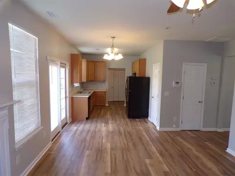 1804 Medallion Dr, Durham, NC 27704 photo 8