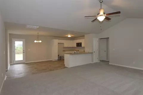 7656 Benson Hardee, Benson, NC 27504 photo 6