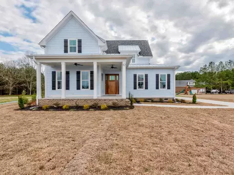 82 Constitution Ave, Smithfield, NC 27577 photo 2