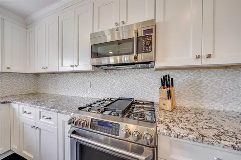 303 Ashburn Ln, Durham, NC 27703 photo 8