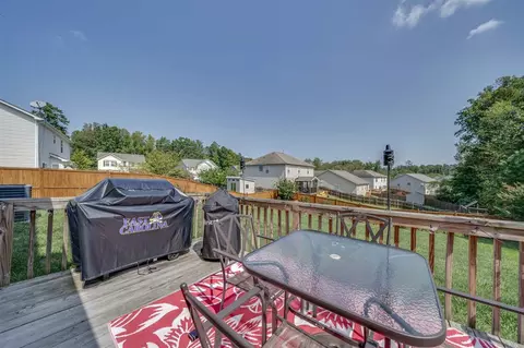 303 Ashburn Ln, Durham, NC 27703 photo 20