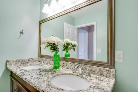 303 Ashburn Ln, Durham, NC 27703 photo 18
