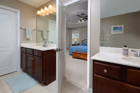7 Laurel Leaf Ct, Durham, NC 27703 photo 15