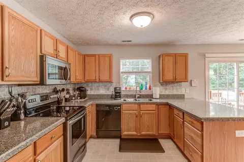 1918 Raj Dr, Durham, NC 27703 photo 12