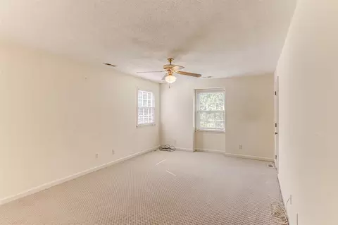 1005 Chestnut Dr, Smithfield, NC 27577 photo 14