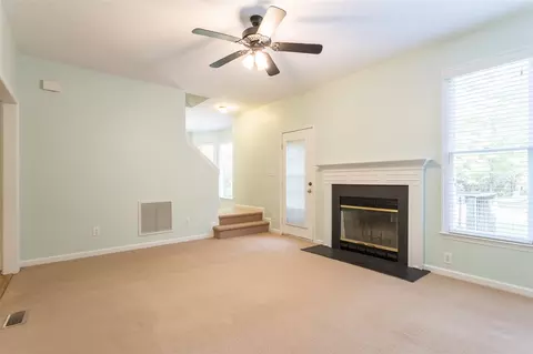 8 Flagstaff Ct, Durham, NC 27713 photo 5